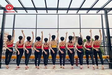 广州东方瑜伽学院广州瑜伽教练私教培训班图片图片