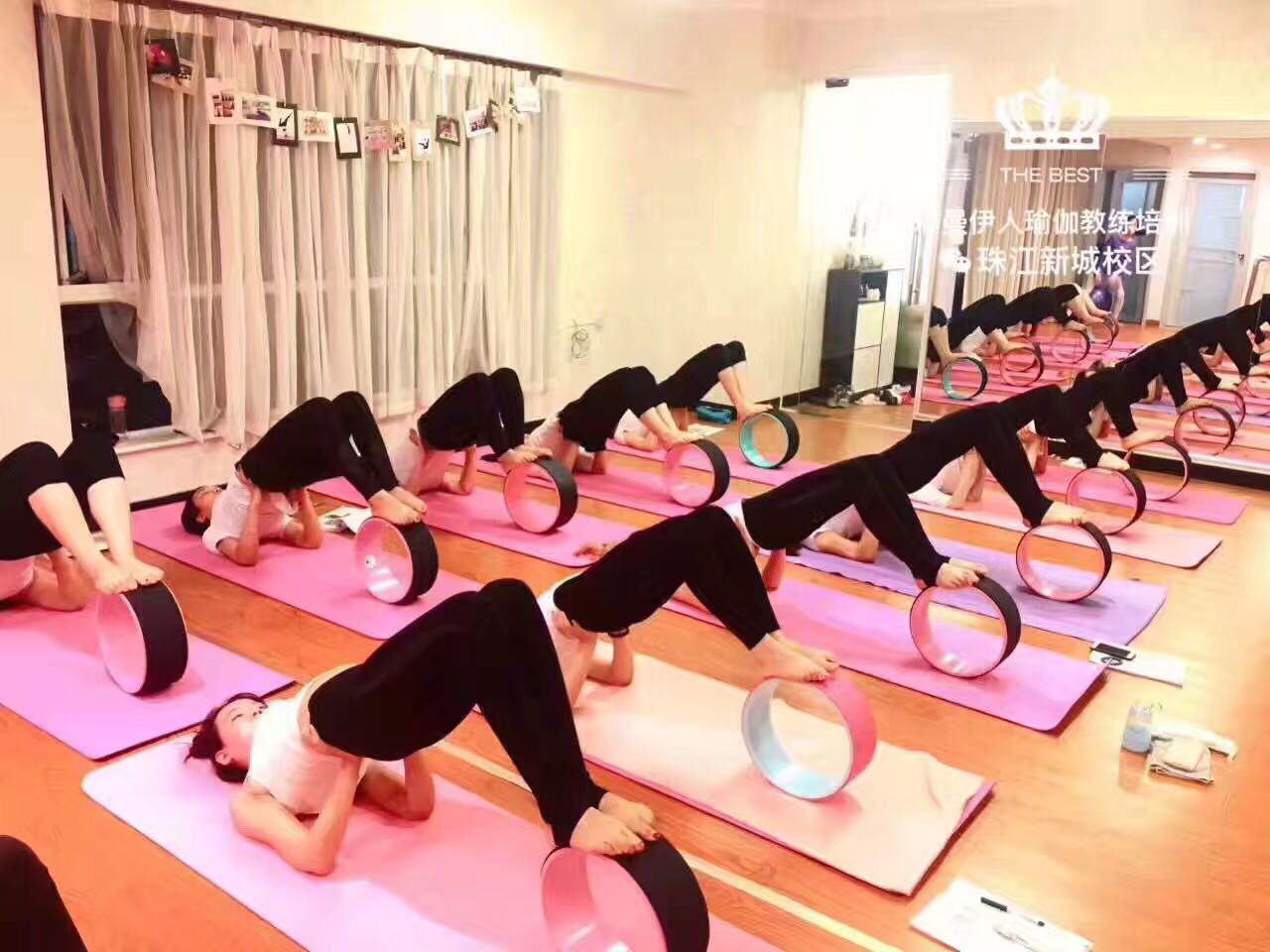 广州瑜曼伊人广州瑜伽教练系统班图片图片