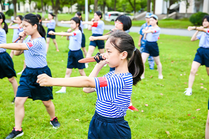 上海西点军事夏令营2021年上海西点军事夏令营14天精英女兵特训营图片图片