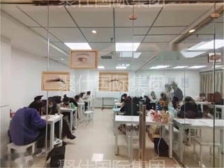 西安聚仕国际化妆美甲培训学校环境图片
