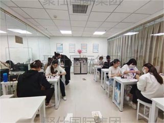济南聚仕国际化妆美甲培训学校环境图片