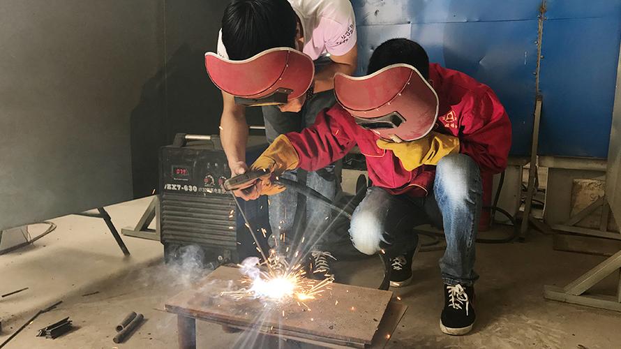 厦门思明区梧村汽车站电焊培训如何根据不同的材料和要求选择合适的焊接工艺和设备
