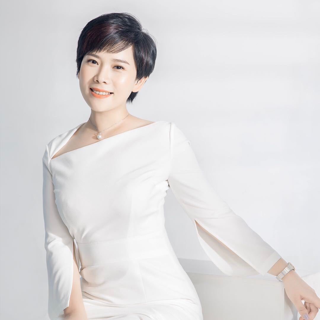 福州佳丽美容美发化妆学校张丽老师