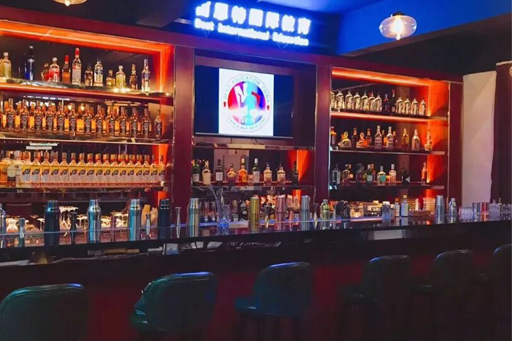 广州百思特国际餐饮教育环境图片