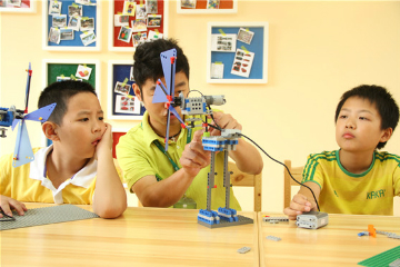 北京卡巴青少儿科技活动中心北京卡巴之星8岁少儿机器人课程图片