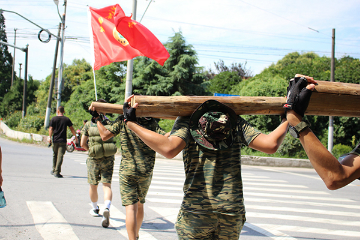 中国青少年军事夏令营14天少年特种兵营图片