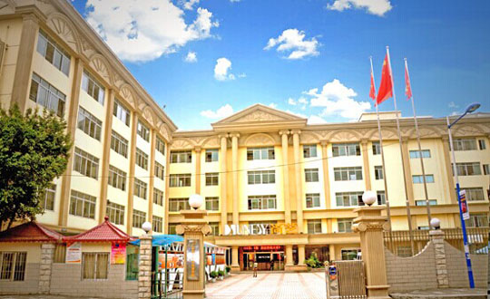 广州最出名的美发学院图片