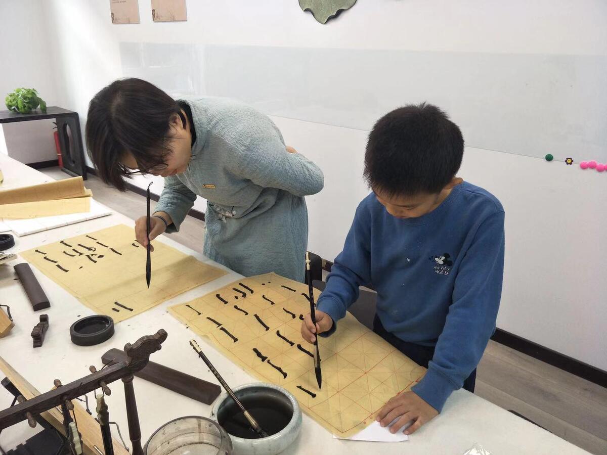 北京小国士国学馆软笔书法培训课程