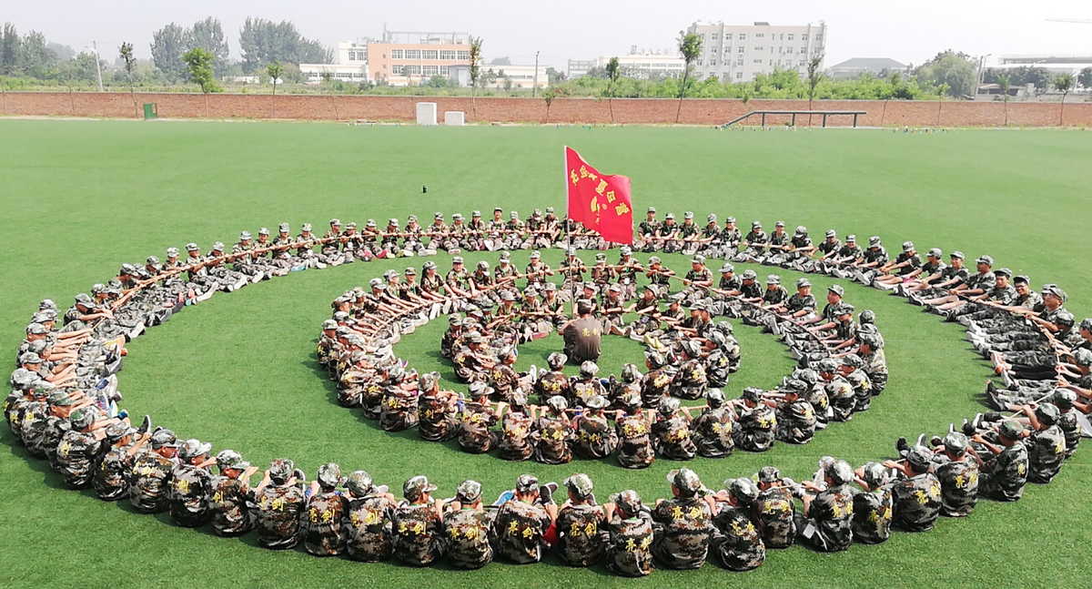 北京亮剑军事夏令营